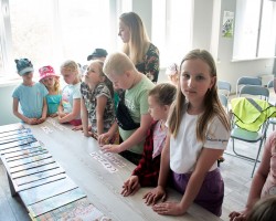 Юные читатели из средней школы № 140 г. Минска пришли в гости к журналу "Рюкзачок" Юные читатели из средней школы № 140 г. Минска пришли в гости к журналу "Рюкзачок"